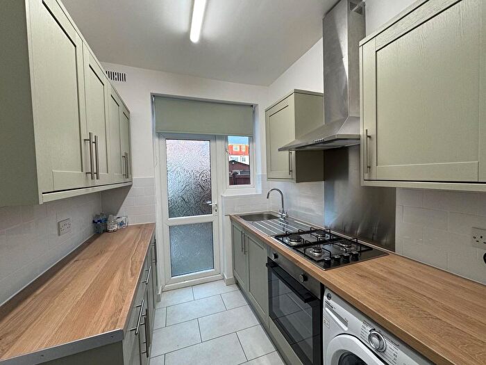 3 Bedroom Terraced House To Rent In Wood Lane, Kingsbury, NW9