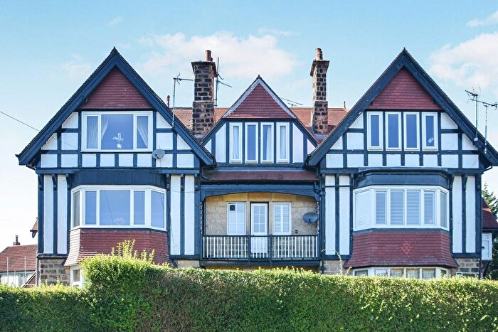 2 Bedroom Flat For Sale In Harlow Oval, Harrogate, HG2