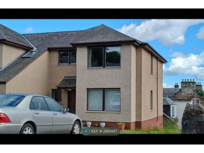 2 Bedroom Flat To Rent In Manse Court, Blairgowrie, PH10