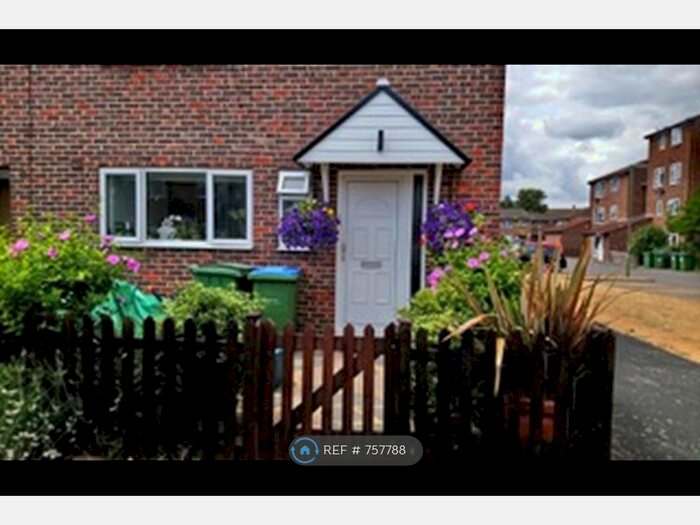 3 Bedroom Semi-Detached House To Rent In Preston Court, Walton On Thames, KT12