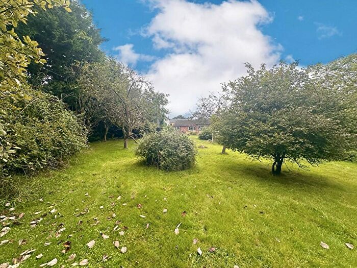 4 Bedroom Detached Bungalow For Sale In Stepshort, Belton, NR31