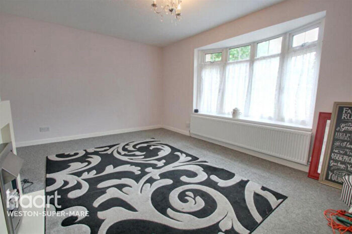 3 Bedroom Bungalow To Rent In Moor Lane, Weston-super-mare, BS24