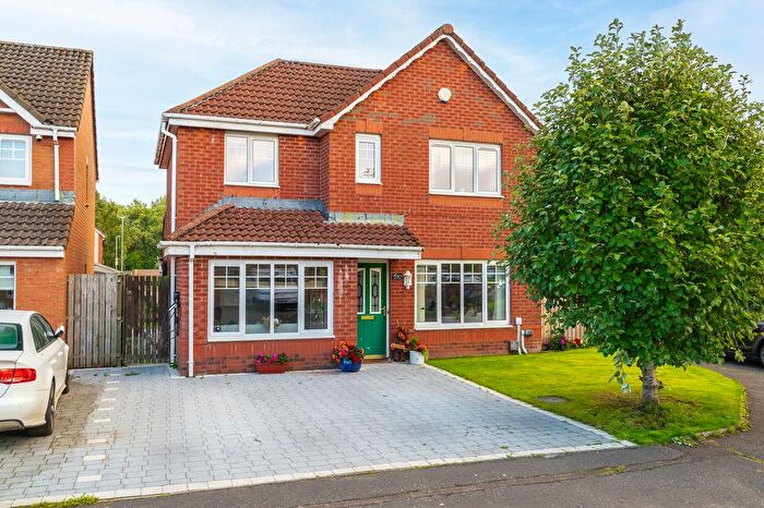 4 Bedroom Detached House For Sale In Redpath Drive, Cambuslang, G72