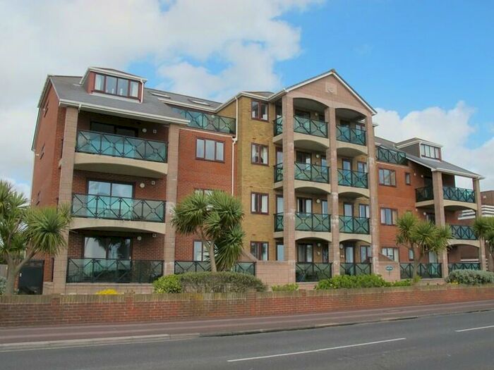 1 Bedroom Apartment To Rent In Wight View, / Marine Parade West, Lee On The Solent, Hampshire, PO13