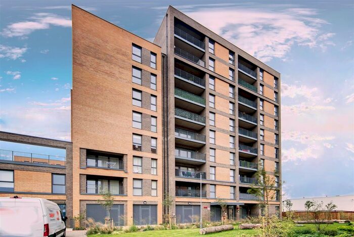 2 Bedroom Flat To Rent In Chailey Place, Hayes, London, UB3