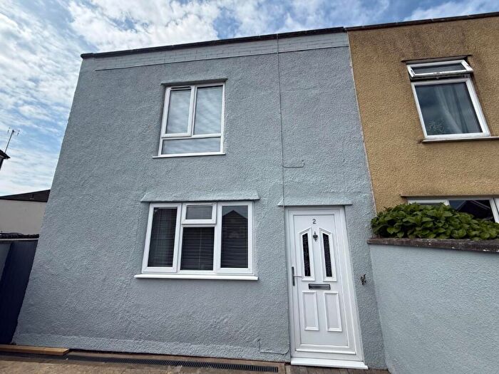 2 Bedroom Flat To Rent In Leicester Square, Bristol, BS16