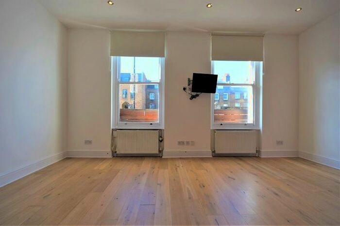 1 Bedroom Flat To Rent In Camden High Street, Camden Town, NW1