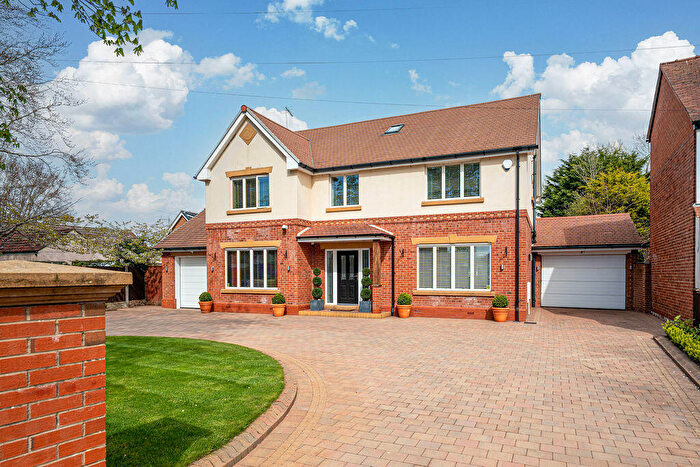 5 Bedroom Detached House To Rent In Golf Open - Deansgate Lane, Formby - Sleeps Up To - Five Bathrooms!, L37