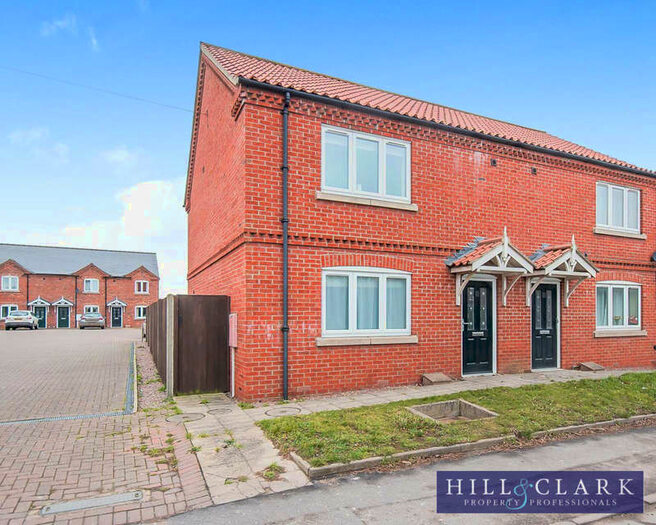 3 Bedroom Semi-Detached House To Rent In Eleanor Close, Sibsey, PE22