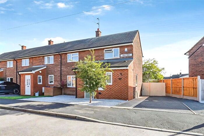 2 Bedroom End Of Terrace House For Sale In Holly Road, Auckley, Doncaster, South Yorkshire, DN9