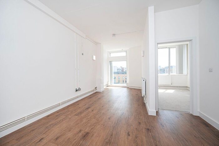 2 Bedroom Flat To Rent In Ability Plaza, Dalston, London, E8