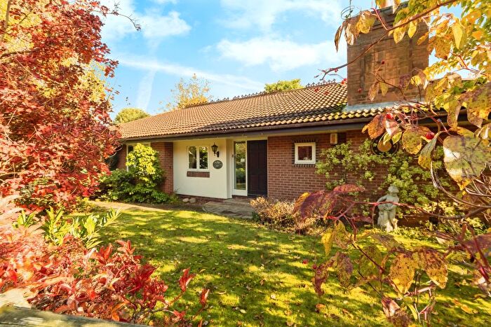 4 Bedroom Bungalow For Sale In Beetham Close, Bingham, Nottingham, Nottinghamshire, NG13