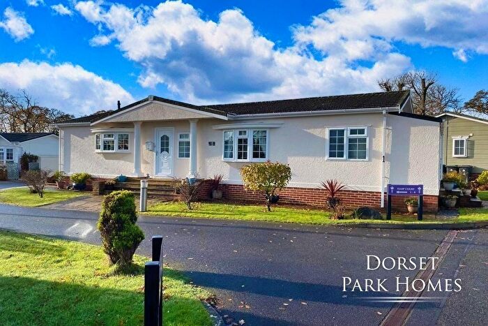 2 Bedroom Park Home For Sale In Organford Manor Country Park, Organford, Poole, Dorset, BH16