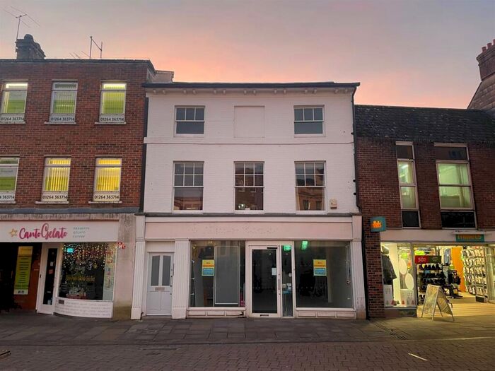 1 Bedroom Flat To Rent In High Street, Andover, SP10
