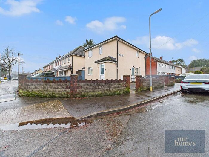 2 Bedroom Flat For Sale In Perrots Close, Cardiff, CF5