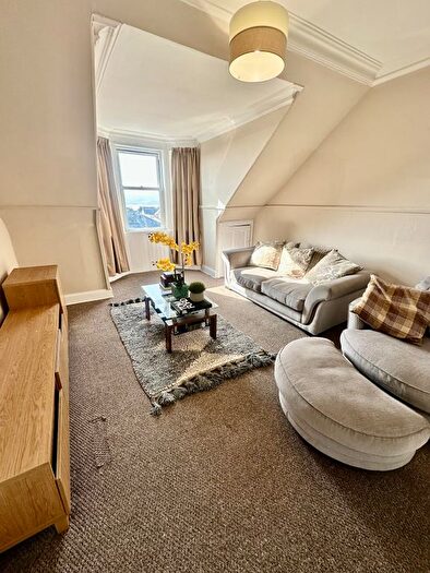 3 Bedroom Flat To Rent In Brook Street, Dundee, Borughty Ferry, DD5