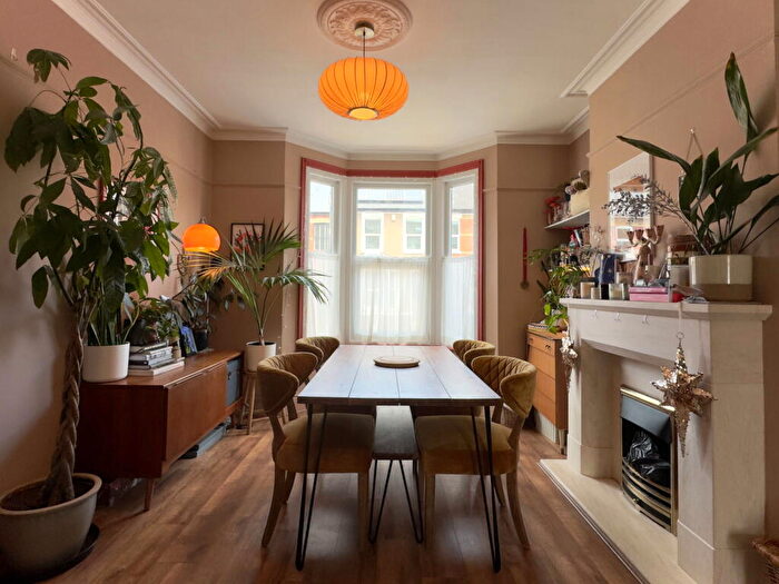 3 Bedroom Terraced House For Sale In Glencoe Road, Margate, CT9