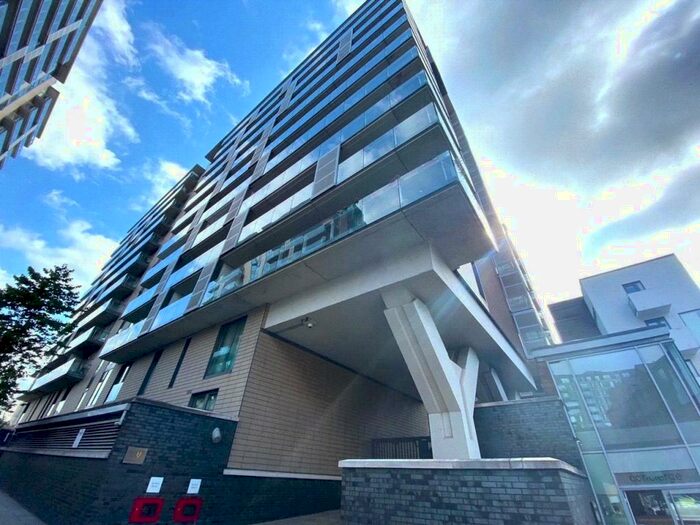 2 Bedroom Apartment To Rent In Spectrum, Block, Blackfriars Road, Salford, M3