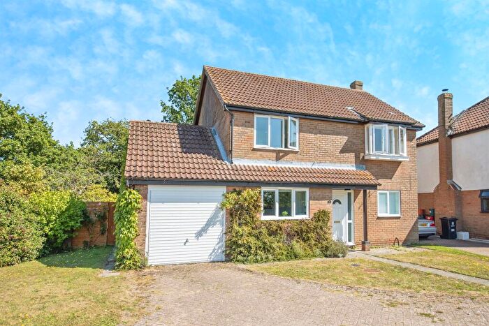 4 Bedroom Detached House For Sale In Woodlands, Great Oakley, Harwich, CO12