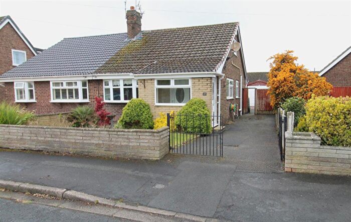 2 Bedroom Semi-Detached Bungalow For Sale In Kempton Park Road, Aintree Village, Liverpool, L10