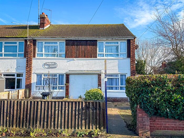 2 Bedroom Maisonette For Sale In Avondale House, Avondale Road, East Clacton, CO15