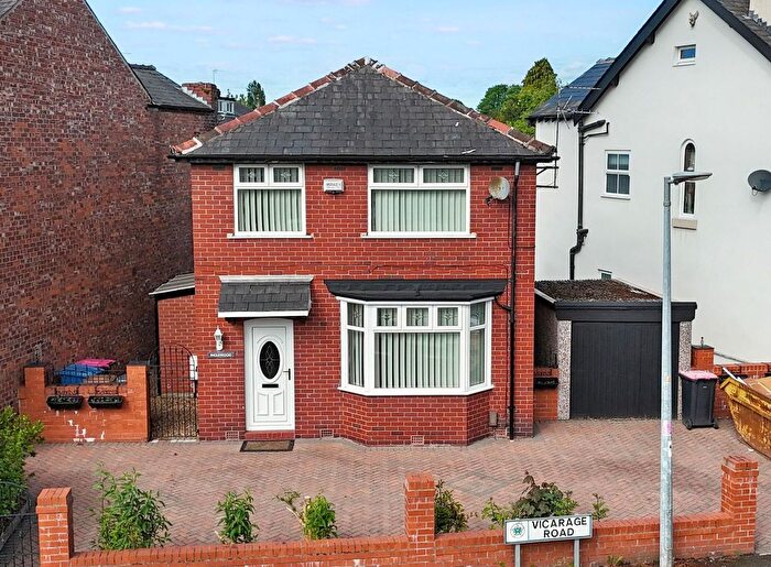 3 Bedroom Detached House For Sale In Vicarage Road, Irlam, M44