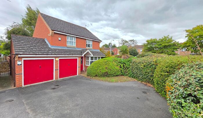 3 Bedroom Detached House For Sale In Keepers Way, Sleaford, NG34
