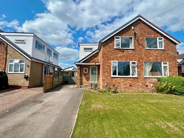 3 Bedroom Semi-Detached House For Sale In Castle Mound, Barby, Rugby, CV23