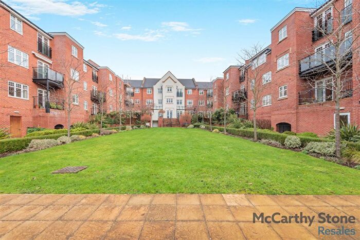 2 Bedroom Flat For Sale In Abbey Foregate, Shrewsbury, SY2