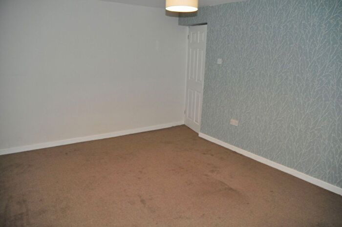2 Bedroom Bungalow To Rent In Penysarn, LL69