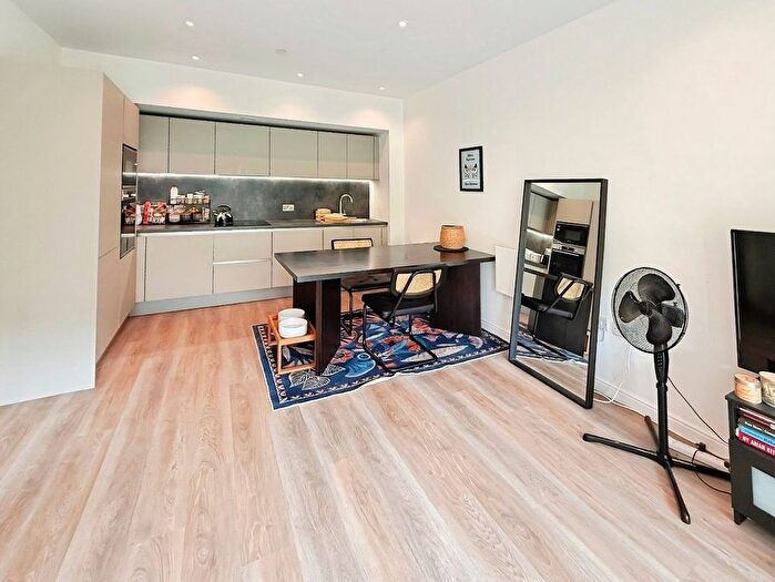 1 Bedroom Flat For Sale In Hope Square, Altrincham, Greater Manchester, WA14