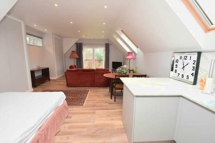 1 Bedroom Studio To Rent In Downs Road, Epsom, Surrey., KT18