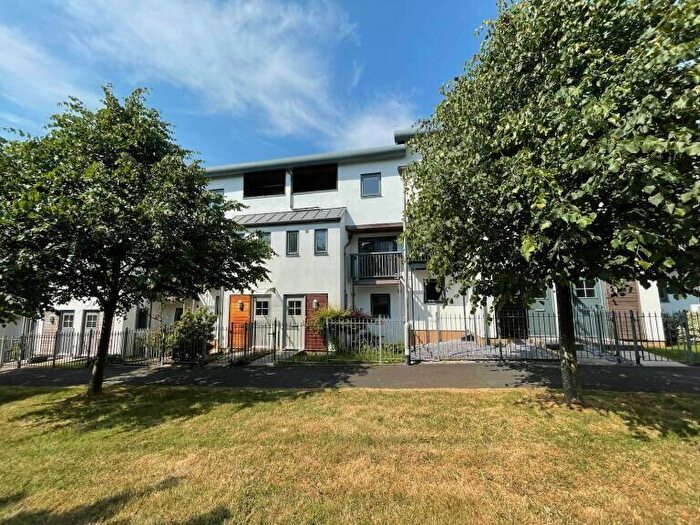 4 Bedroom Town House For Sale In Endeavour Court, Stoke, Plymouth, PL1