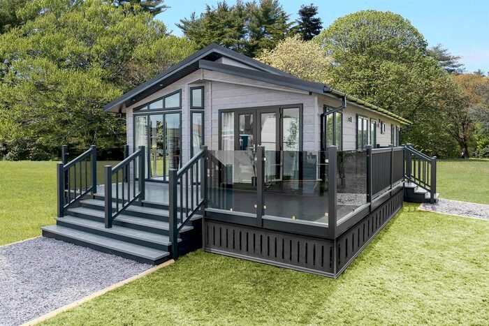 2 Bedroom Mobile/park Home For Sale In Boat Lane, Bleasby, Nottingham, NG14