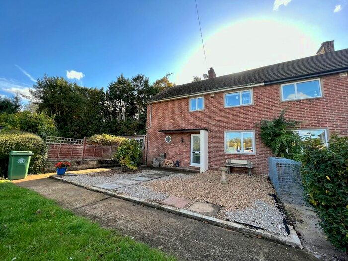 3 Bedroom Semi-Detached House For Sale In New Estate, Little Bytham, NG33