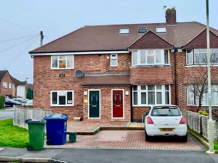 1 Bedroom Property To Rent In Long Lane, Oxford, OX4