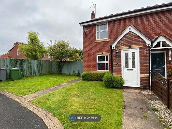 3 Bedroom Semi-Detached House To Rent In Pebworth Avenue, Solihull Birmingham, B90