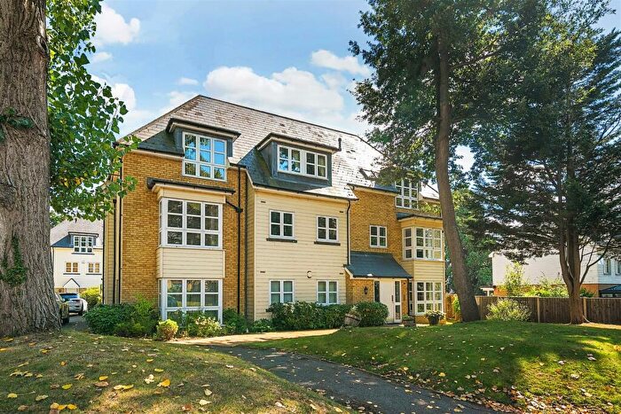2 Bedroom Apartment For Sale In Frigenti Place, Maidstone, ME14