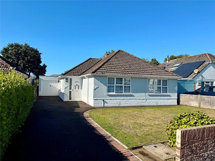 2 Bedroom Bungalow For Sale In Longfield Road, Hordle, Hampshire, SO41
