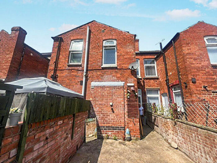 2 Bedroom Terraced House To Rent In Hucknall Lane, Bulwell, NG6