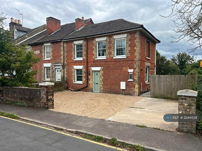 3 Bedroom Semi-Detached House To Rent In Lower Fant Road, Maidstone, ME16