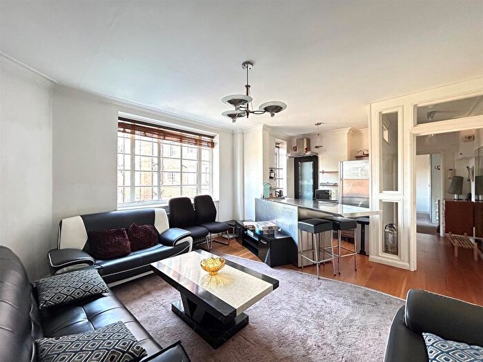 1 Bedroom Flat To Rent In Sutton Court Road, Chiswick, W4