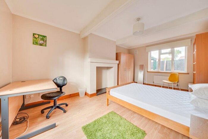 4 Bedroom House To Rent In St Martins Hill, Canterbury, CT1