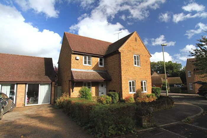 4 Bedroom Detached House To Rent In Ironstone Hollow, Hook Norton, Oxon, OX15