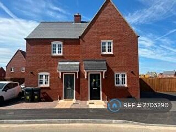 2 Bedroom Semi-Detached House To Rent In Lincoln Street, Towcester, NN12