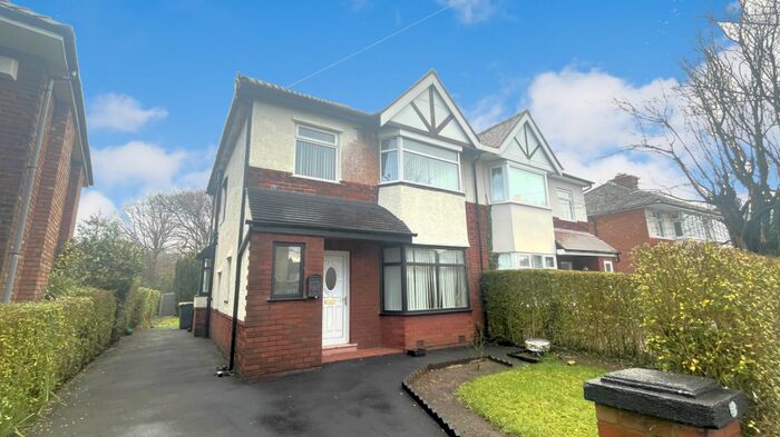 3 Bedroom Semi-Detached House To Rent In Greystock Avenue, Preston, PR2