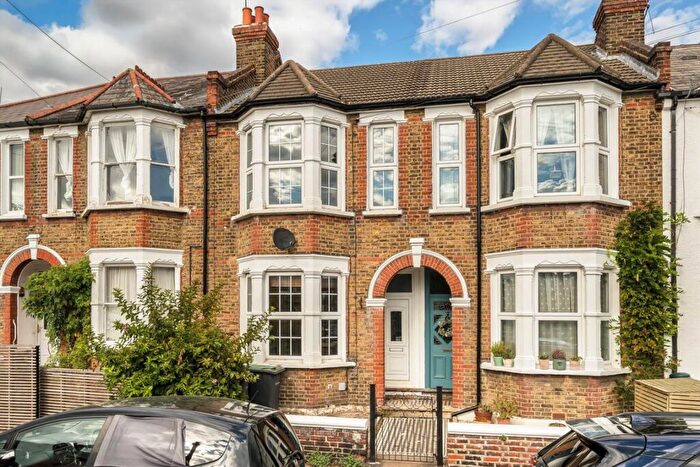 3 Bedroom House For Sale In Glynde Street, Brockley, SE4
