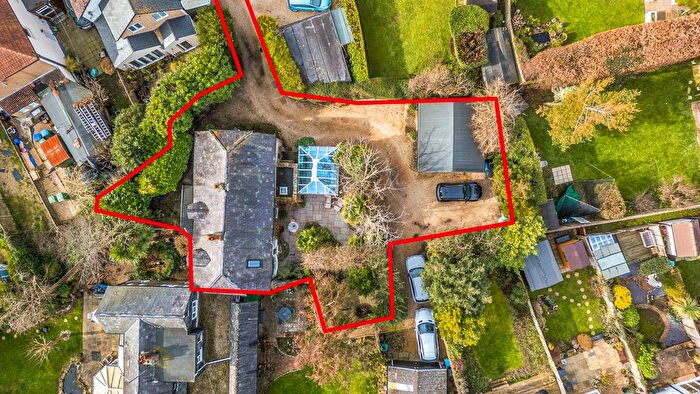 3 Bedroom Cottage For Sale In Felpham Road, Felpham, PO22