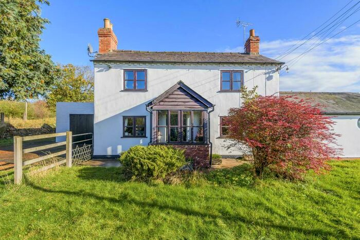 4 Bedroom Detached House For Sale In Whitestone, Herefordshire, HR1