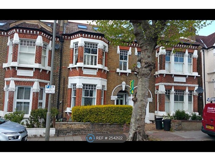 1 Bedroom Flat To Rent In Earlsfield Road, London, SW18